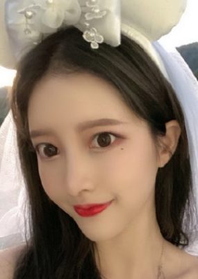 Miki Yang