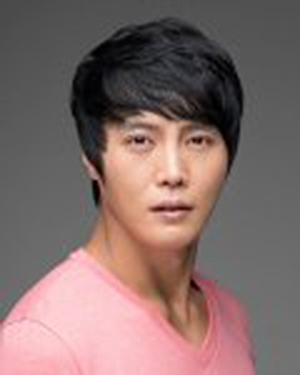 Kang Kyung Woo