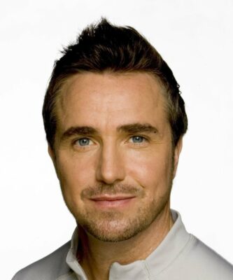 Paul McGillion